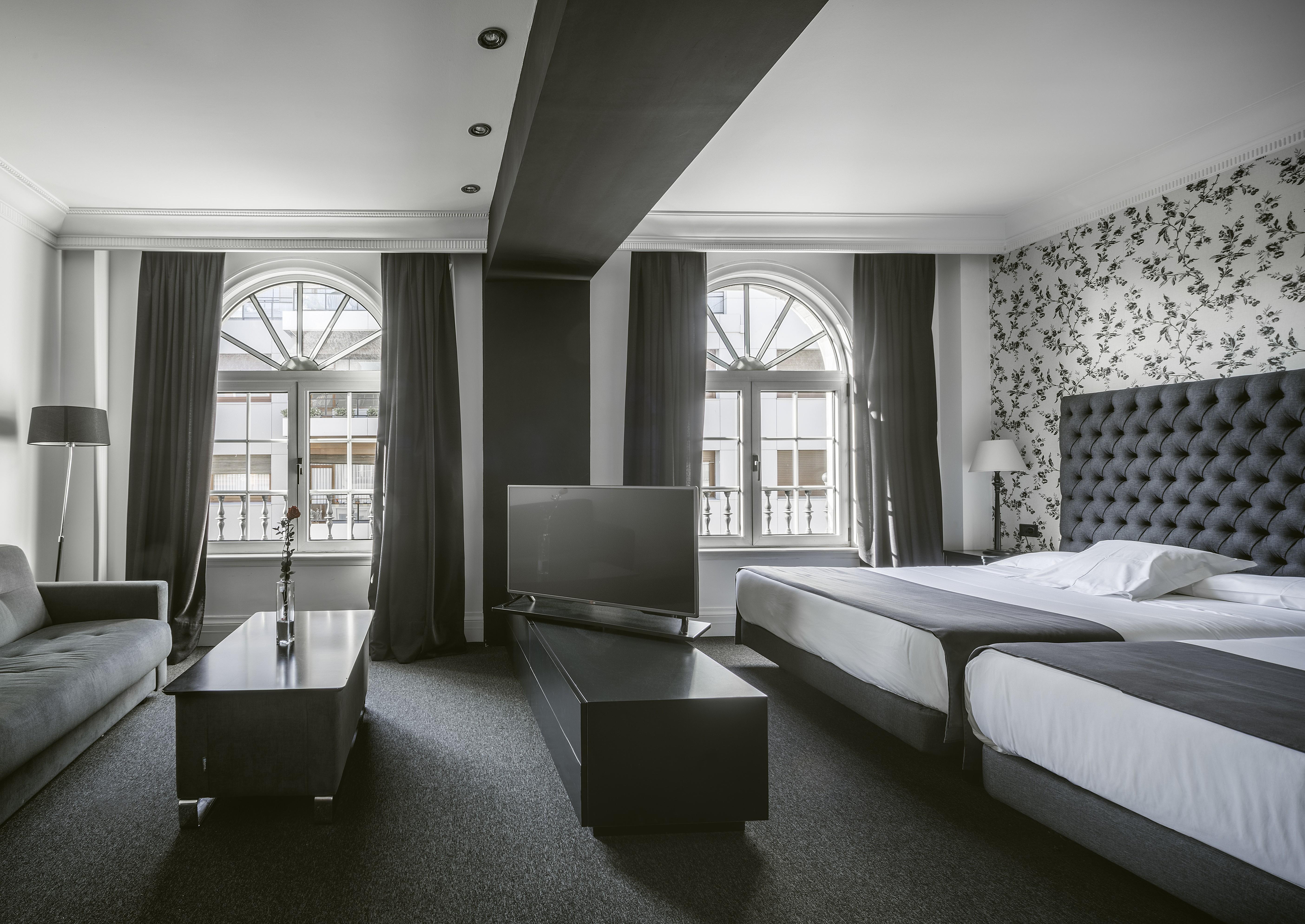Hotel Lopez De Haro Bilbao Ngoại thất bức ảnh