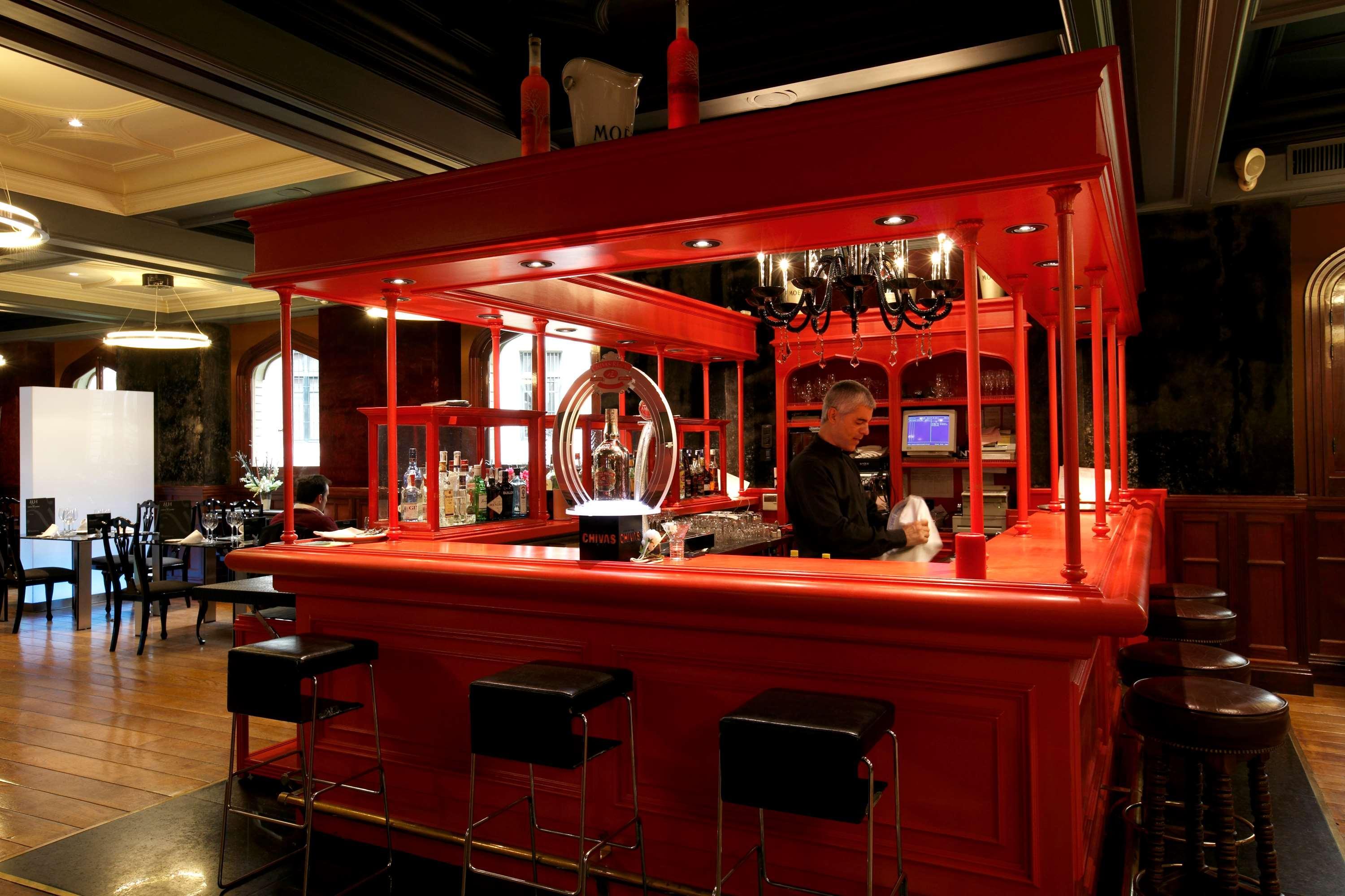 Hotel Lopez De Haro Bilbao Ngoại thất bức ảnh The bar at the restaurant