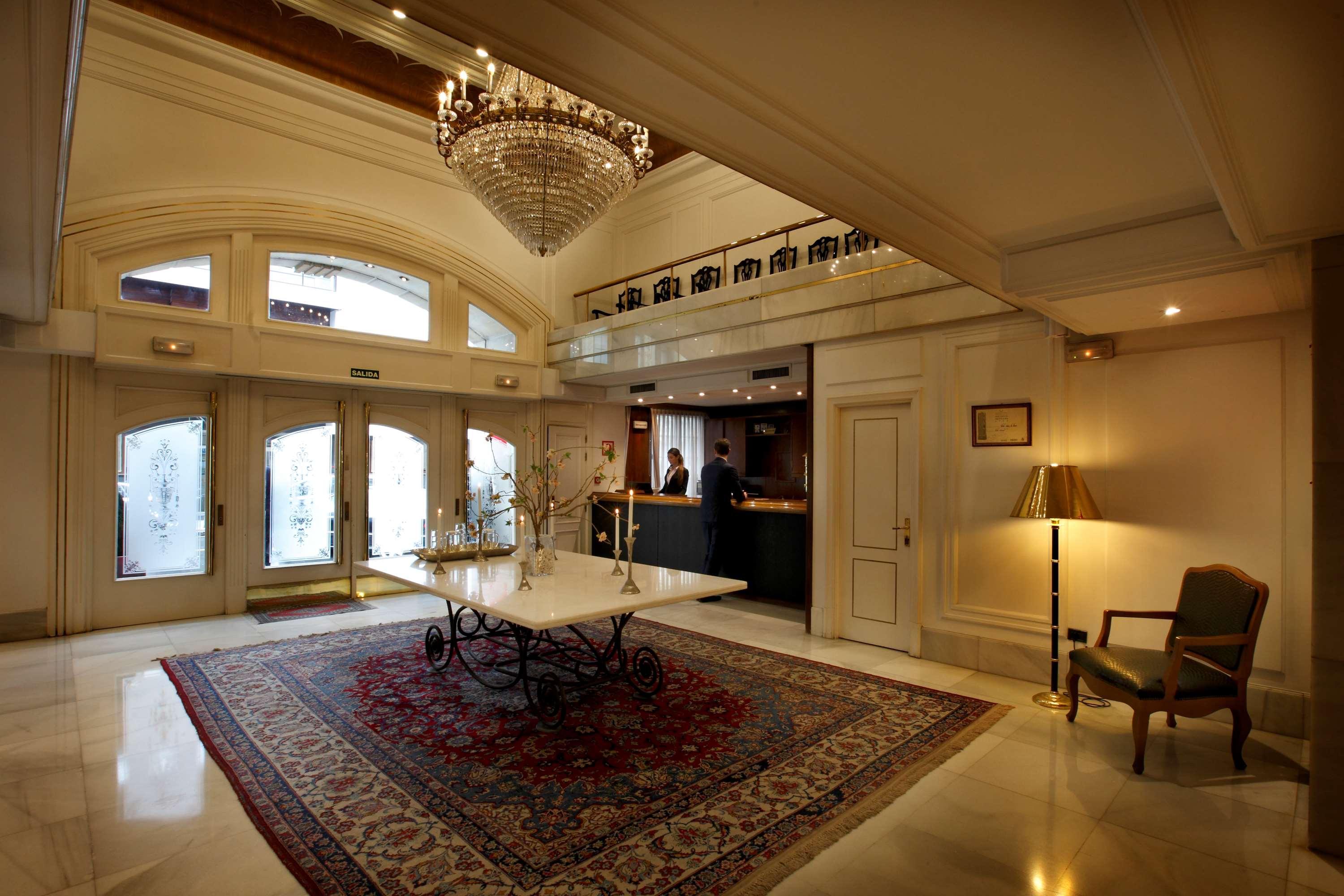 Hotel Lopez De Haro Bilbao Ngoại thất bức ảnh The lobby of the hotel