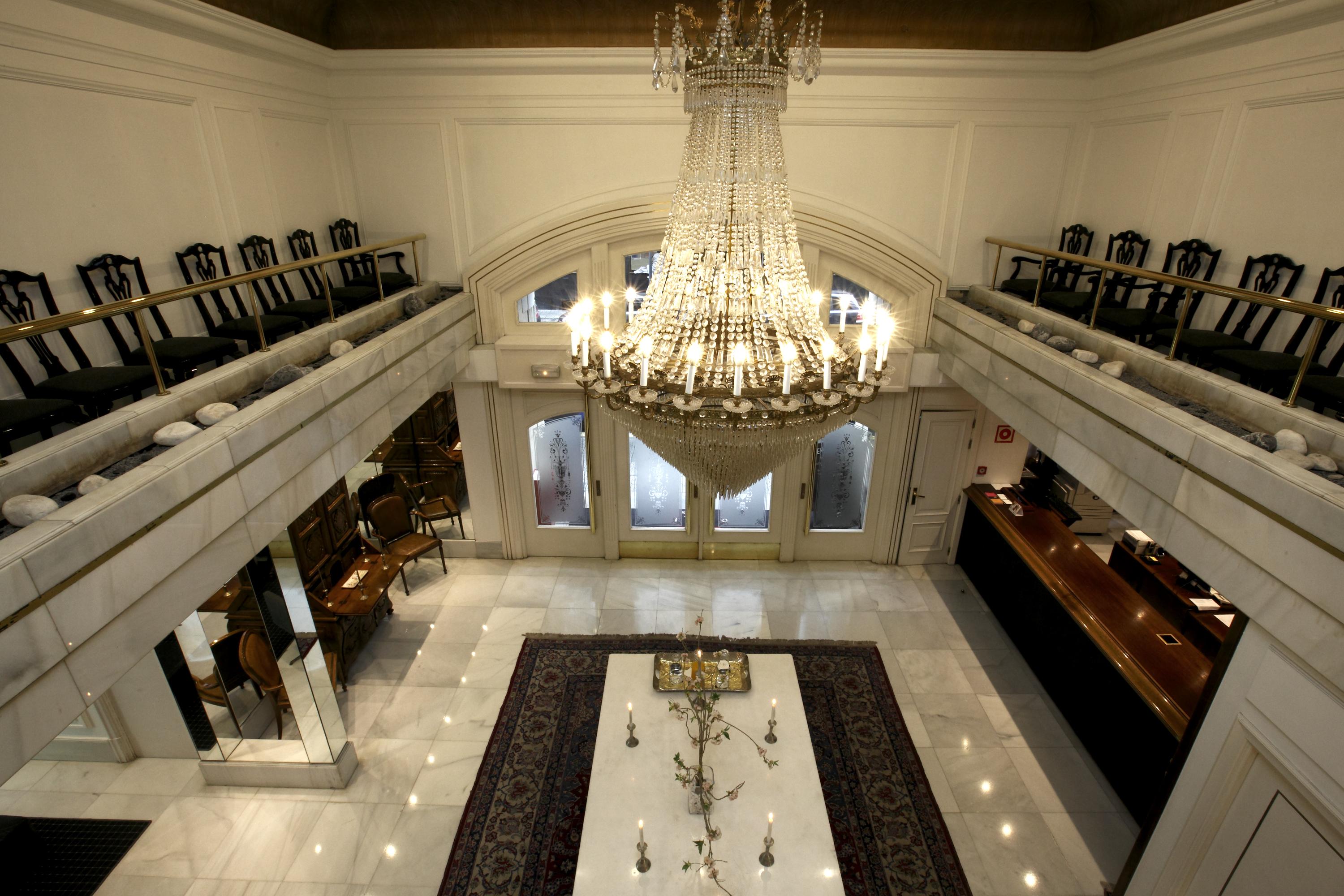 Hotel Lopez De Haro Bilbao Ngoại thất bức ảnh The lobby of the hotel
